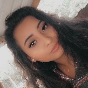 Meet your Posher, Angelica